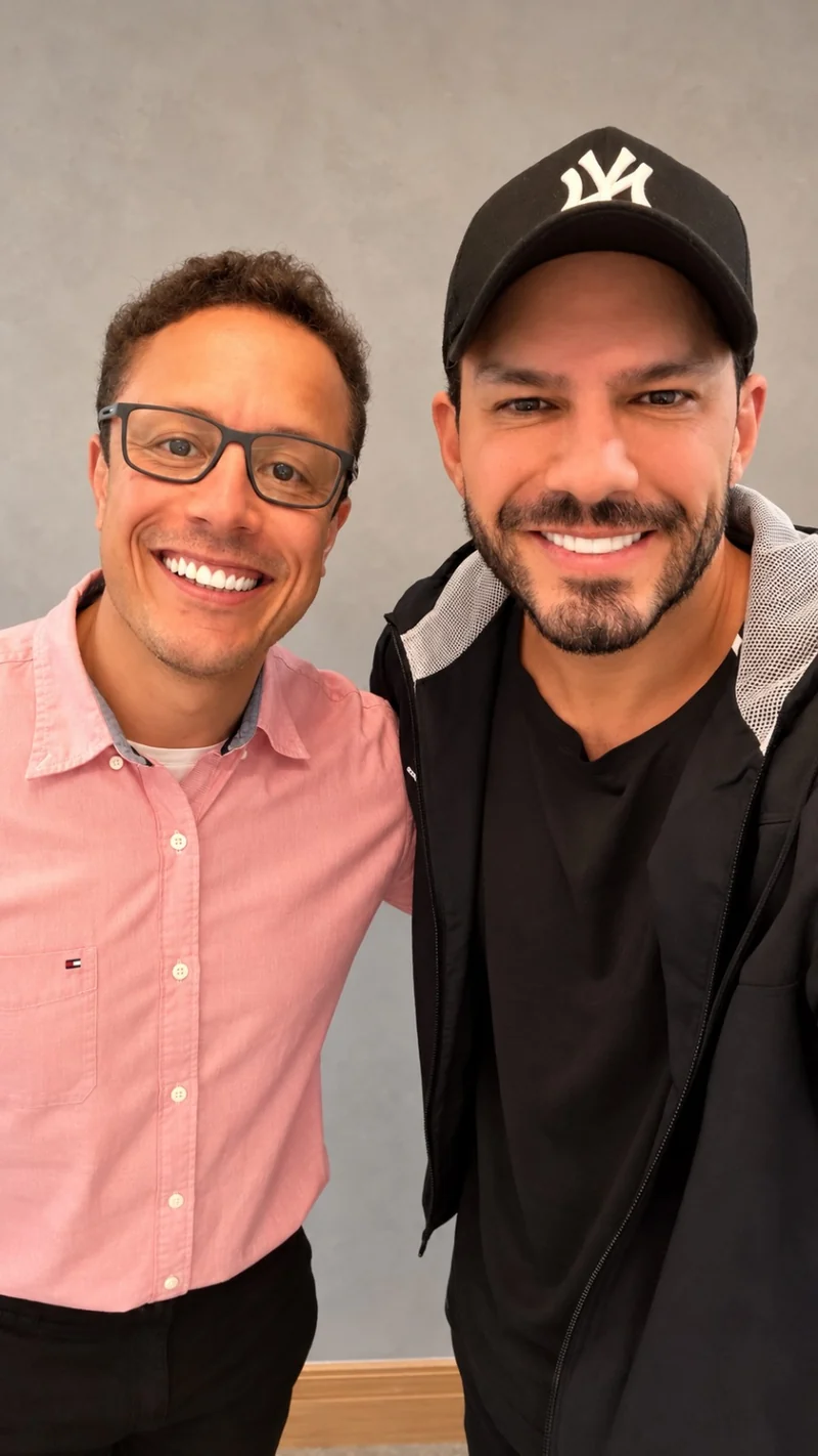 Samuel Vagner ao lado de Marcelo Biaggini